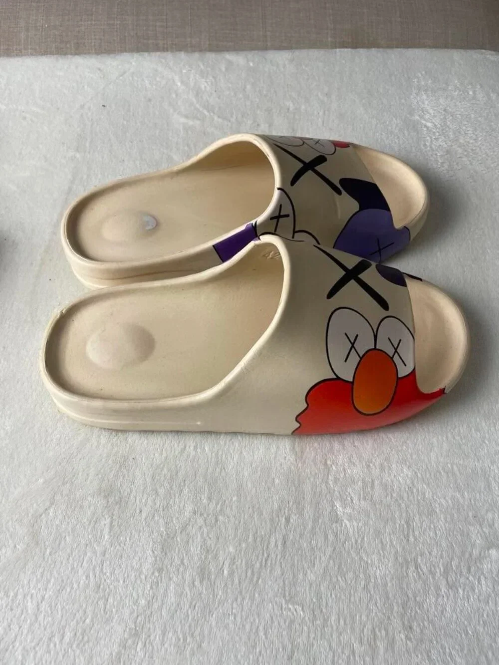 EUC Elmo KAWS Style Summer Slides size 42 Unisex?